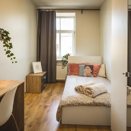 Stylish 6-bedroom - Lacplesa Street Riga