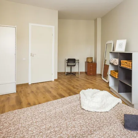 Appartement Stylish 6-bedroom - Lacplesa Street *