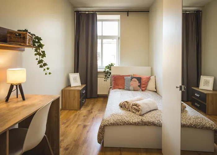 Stylish 6-bedroom - Lacplesa Street Riga